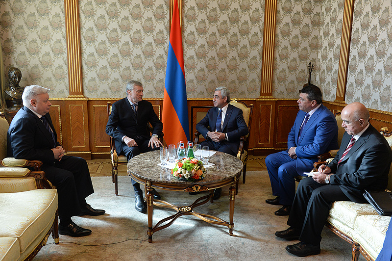 Президент Армении обсудил с генсеком ОДКБ и главой ФМС проблемы незаконной миграции  