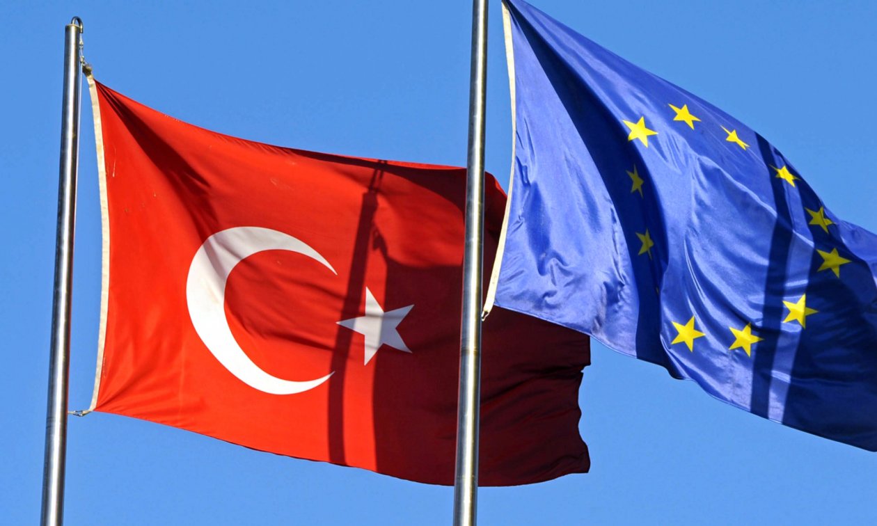 Большинство турок всё ещё поддерживают вступление в ЕС