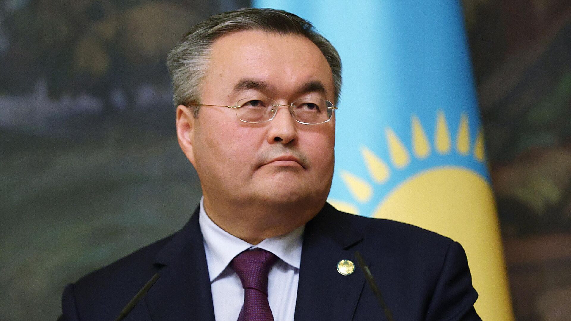 Казахстан уважает территориальную целостность Украины, но к санкциям не присоединится- МИД