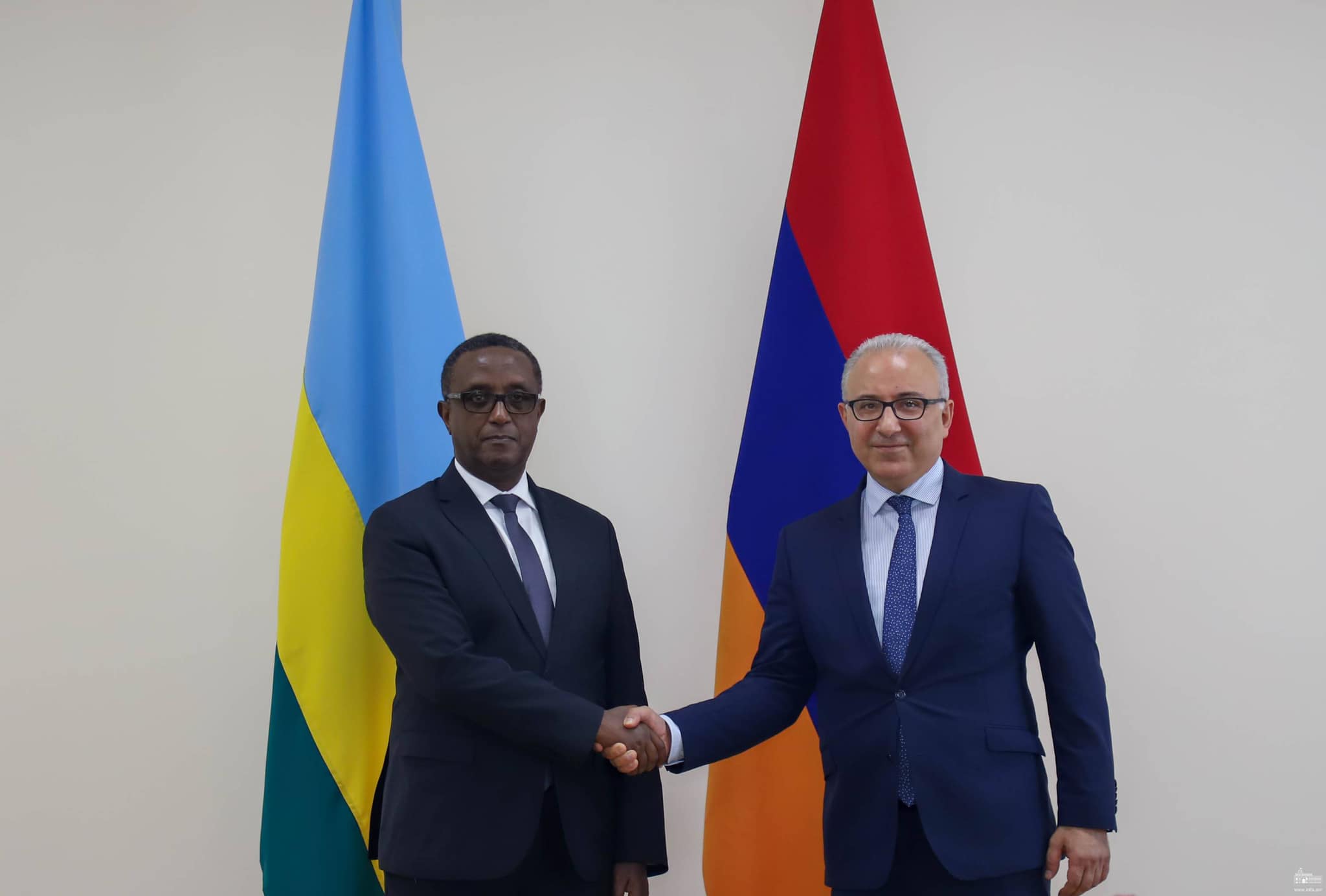 В МИД обсудили перспективы развития всесторонних отношений между Арменией и Руандой