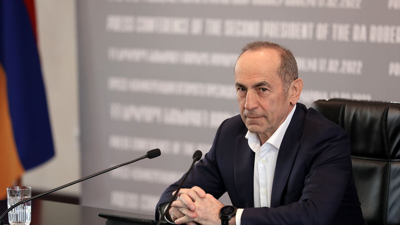 Для оппозиции существует широкое поле для формирования крупных предвыборных блоков