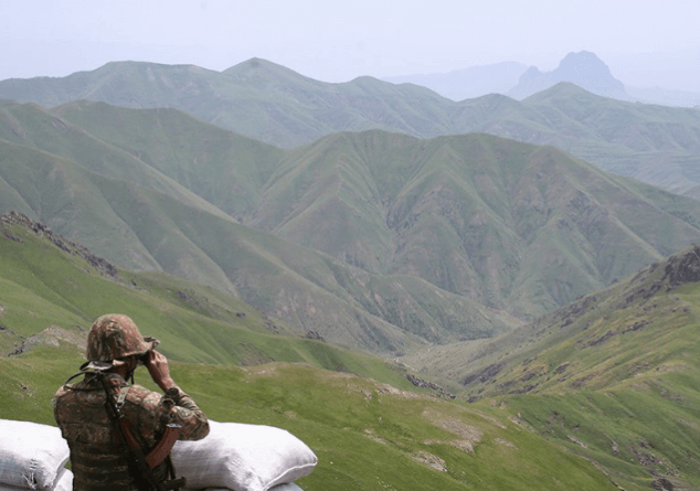 Азербайджанские ВС попытались осуществить работы у границы Сюника - Минобороны Армении
