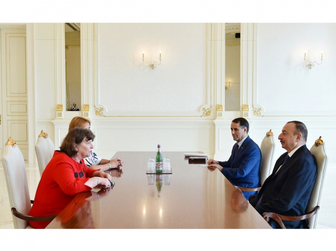 Алиев: Азербайджан полностью прекратил связи с Европарламентом