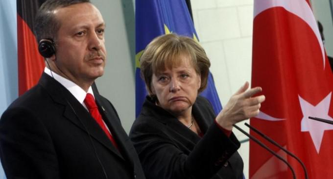 Эксперты о резолюции Бундестага: Анкара ограничится гневной риторикой