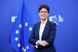 ЕС усиливает связи с Центральной Азией через Южный Кавказ: еврокомиссар