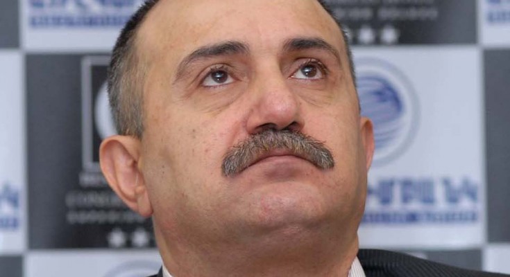 Самвел Бабаян пытается сменить власть в Карабахе? 