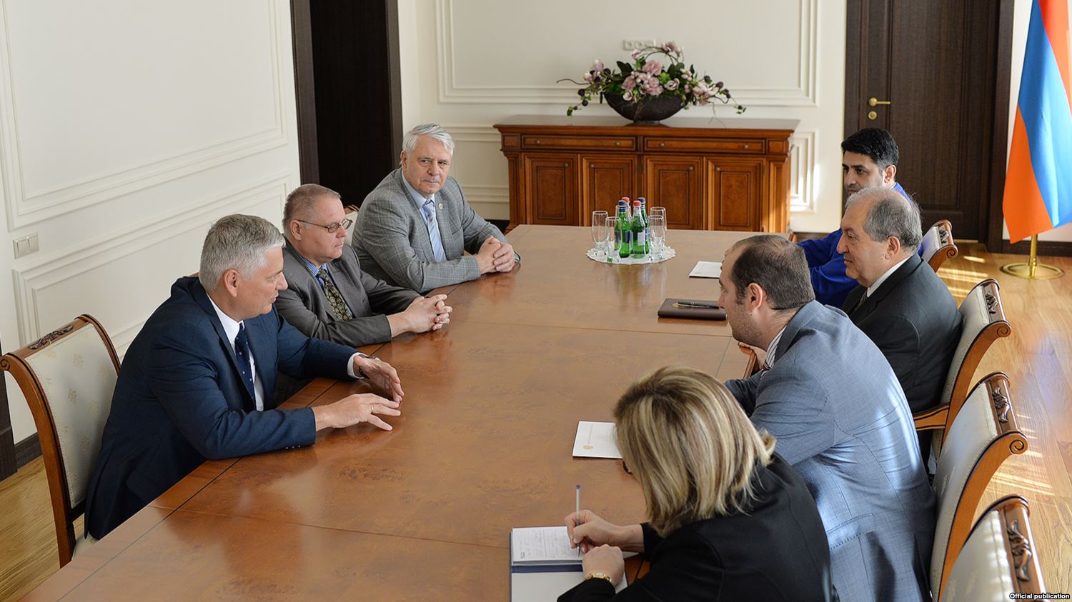 Президент Армении: Сотрудничество с Россией нужно интенсивно развивать