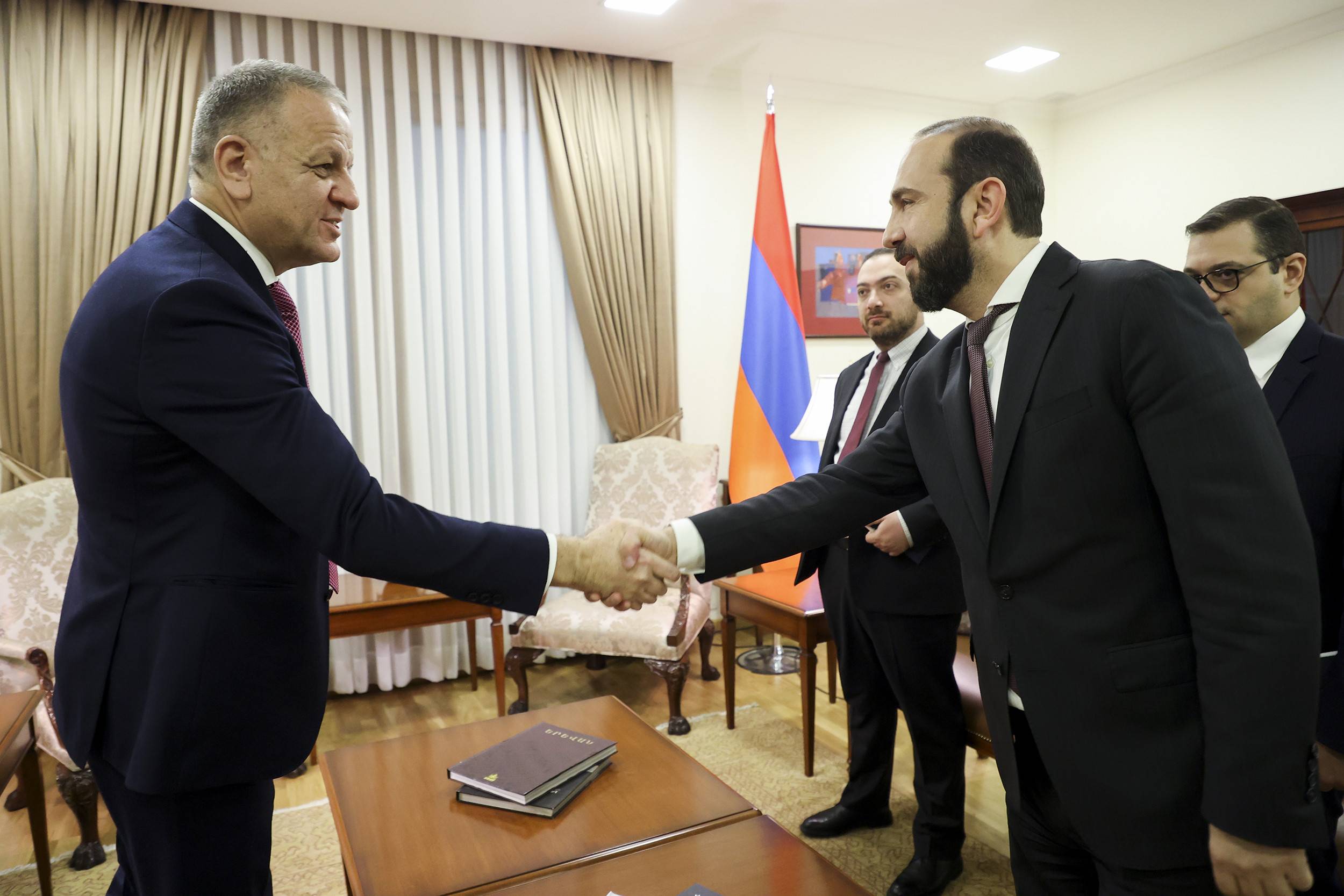 Армения и ЕС заявили о важности запуска диалога по либерализации виз