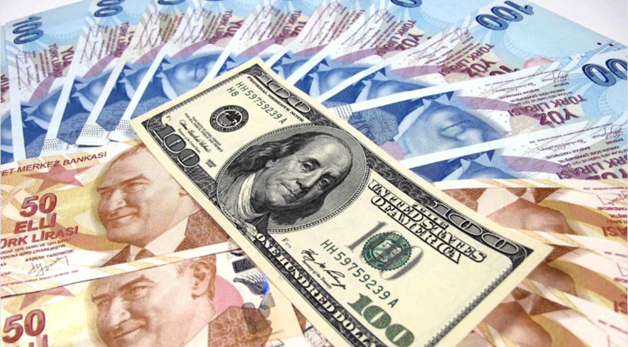 Аналитики Газпромбанка прогнозируют  валютный кризис в Турции после смены главы ЦБ