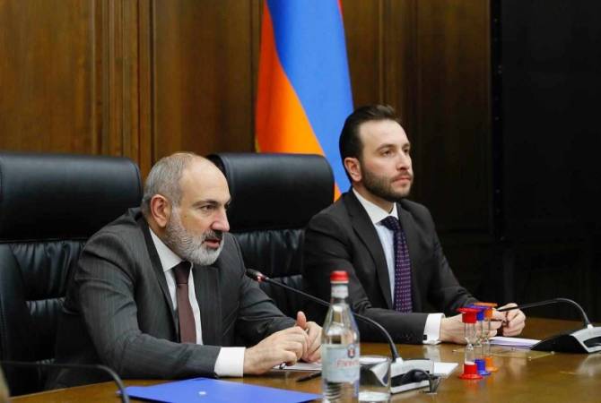 Премьер-министр Никол Пашинян провел встречу с фракцией “Гражданский договор”