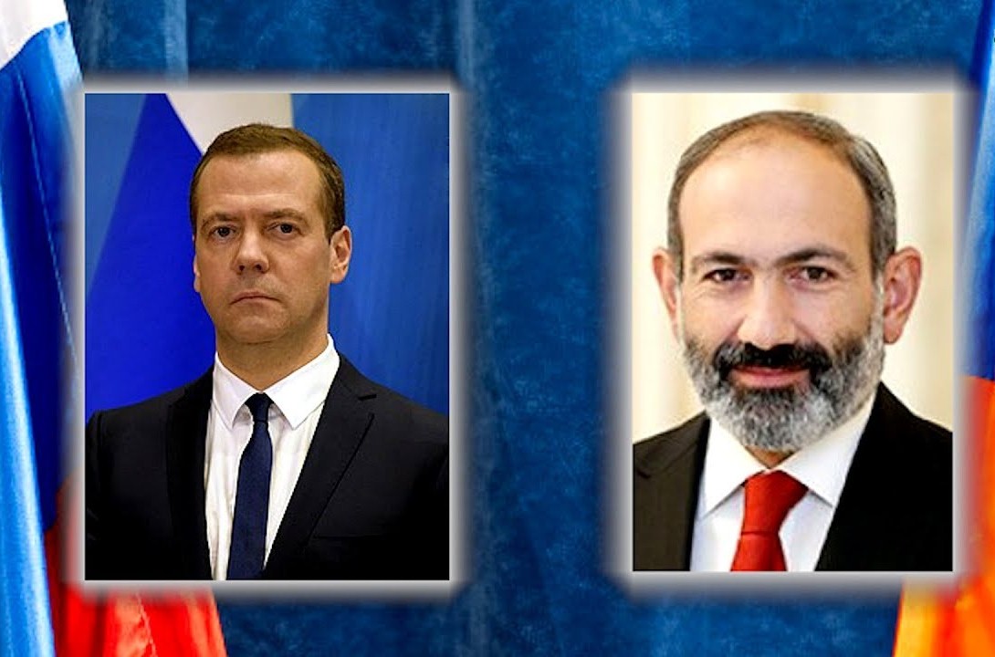 Никол Пашинян обсудил с Дмитрием Медведевым вопросы сотрудничества