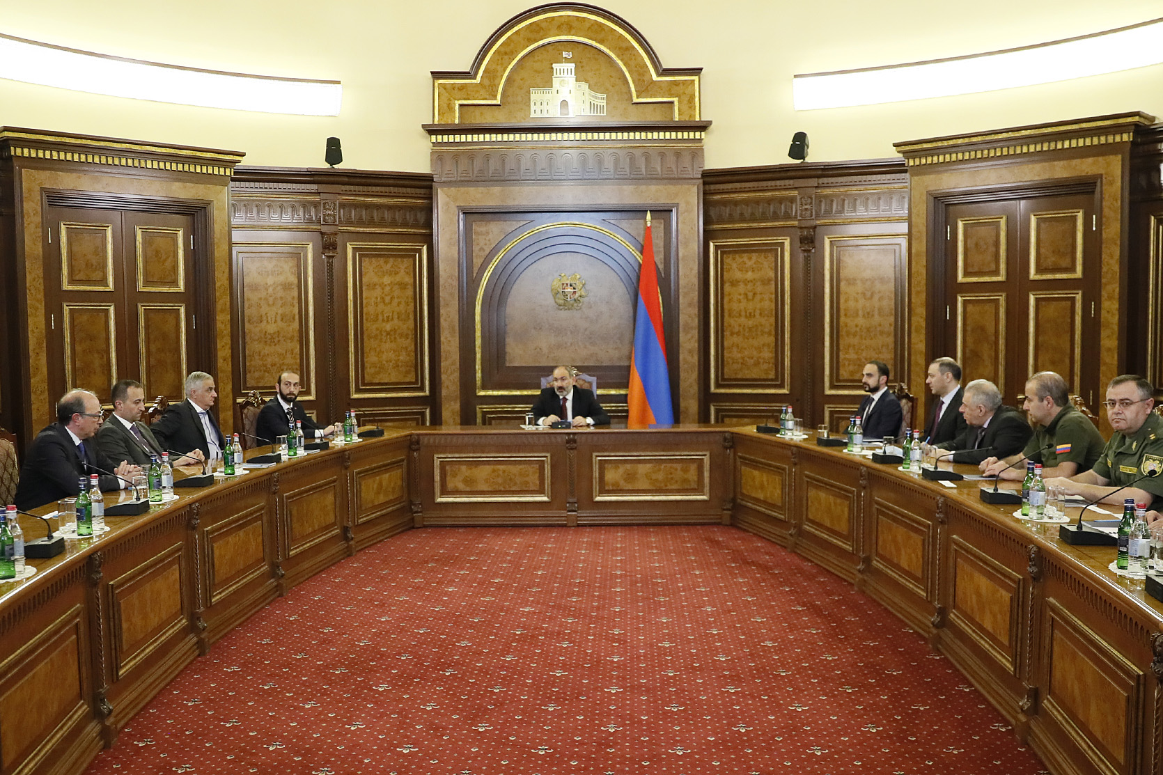 Совбез Армении вновь обсудил ситуацию на армяно-азербайджанской границе