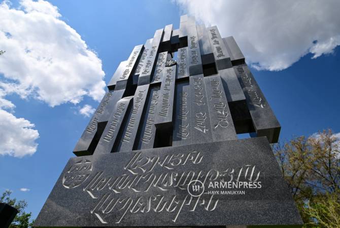 СМИ: Столичные власти не намерены сносить памятник героям операции «Немезис»