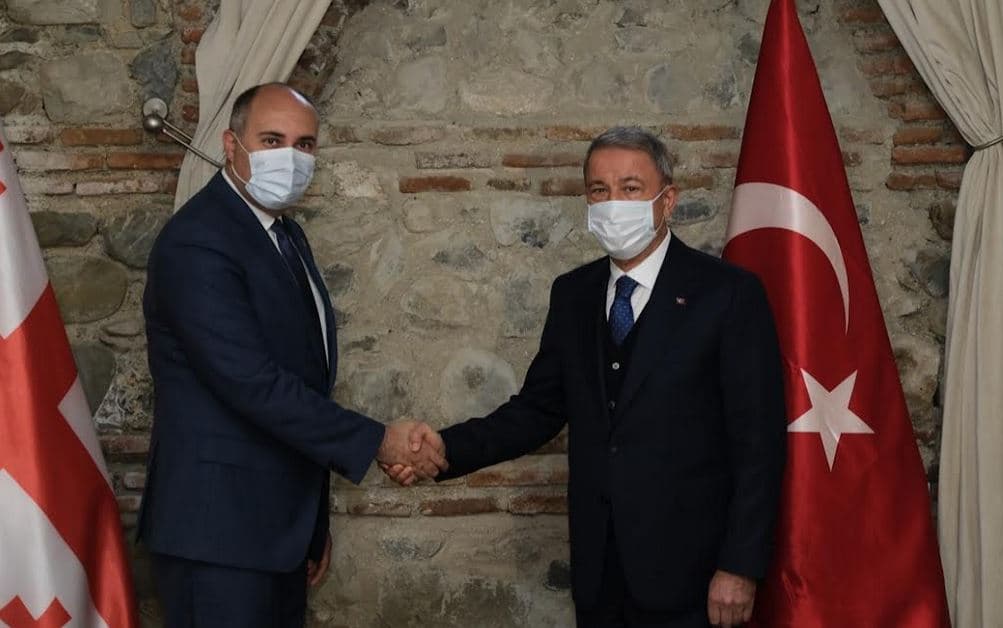Հանդիպել են Վրաստանի և Թուրքիայի պաշտպանության նախարարները