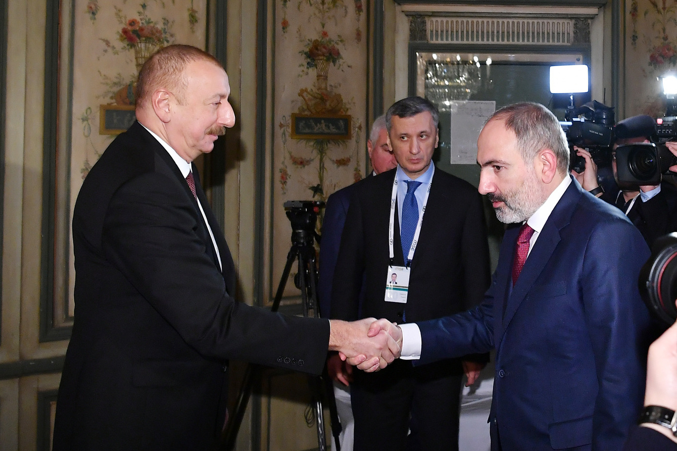 Пашинян не будет участвовать в работе саммита ШОС в связи с агрессией Баку