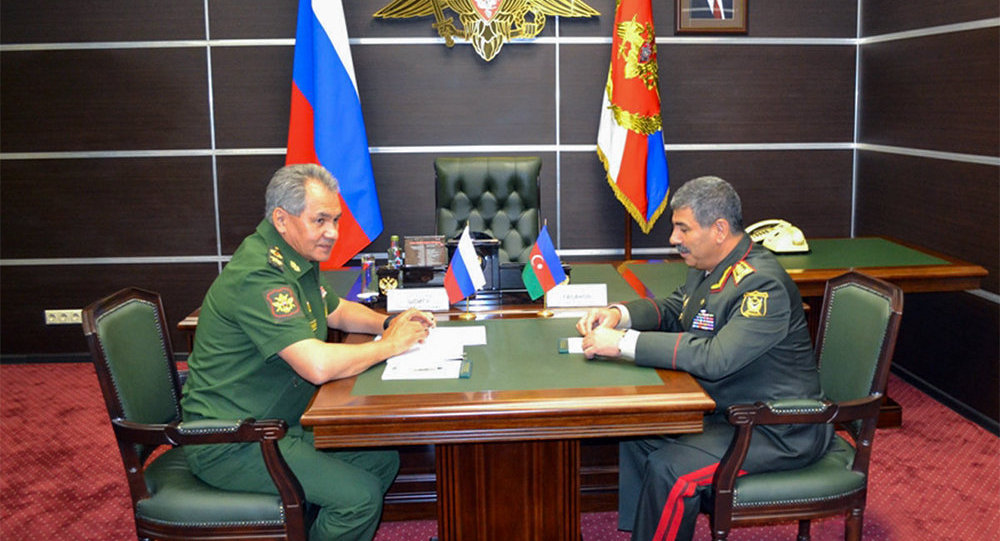 Сергей Шойгу пригласил в Москву министра обороны Азербайджана