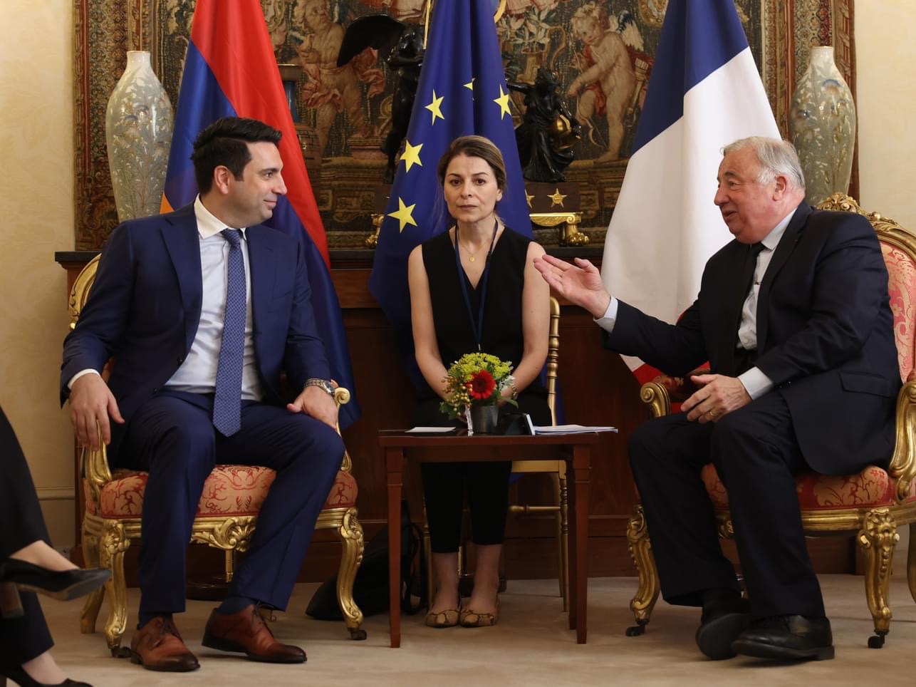Армения рассчитывает на поддержку Франции в обуздании агрессии Баку - Ален Симонян 
