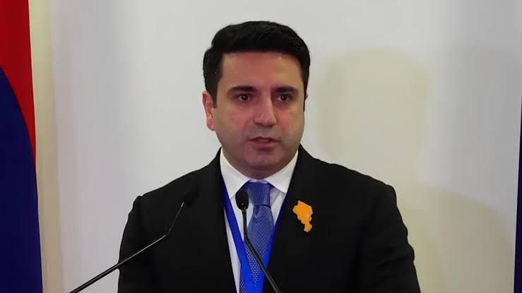 Նիկոլ Փաշինյանը Ալեն Սիմոնյանին գործողում է Մոսկվա