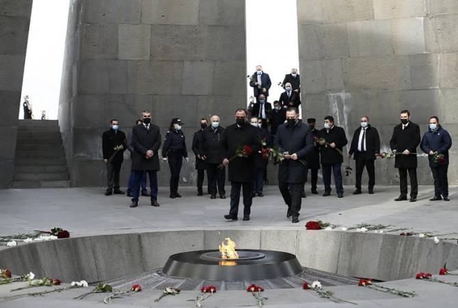 Глава МВД Грузии посетил мемориальный комплекс жертв Геноцида армян «Цицернакаберд»