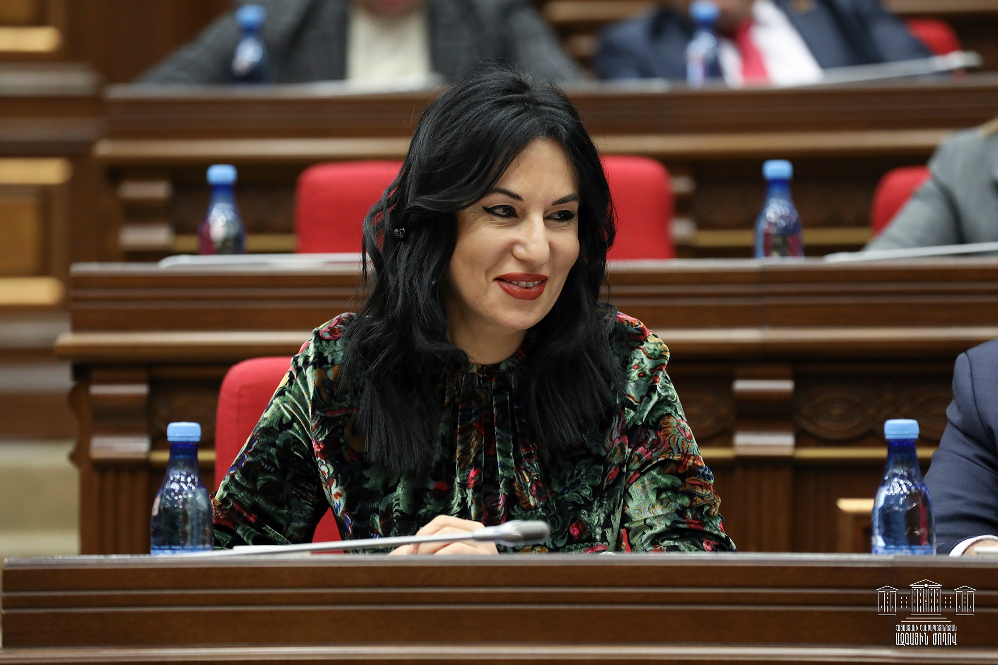 Наира Зограбян: В Армении стали увольнять людей за выражение собственного мнения