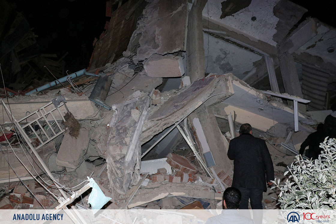 Թուրքիայում տեղի ունեցած երկրաշարժի հետեւանքով զոհվել է առնվազն 20 մարդ
