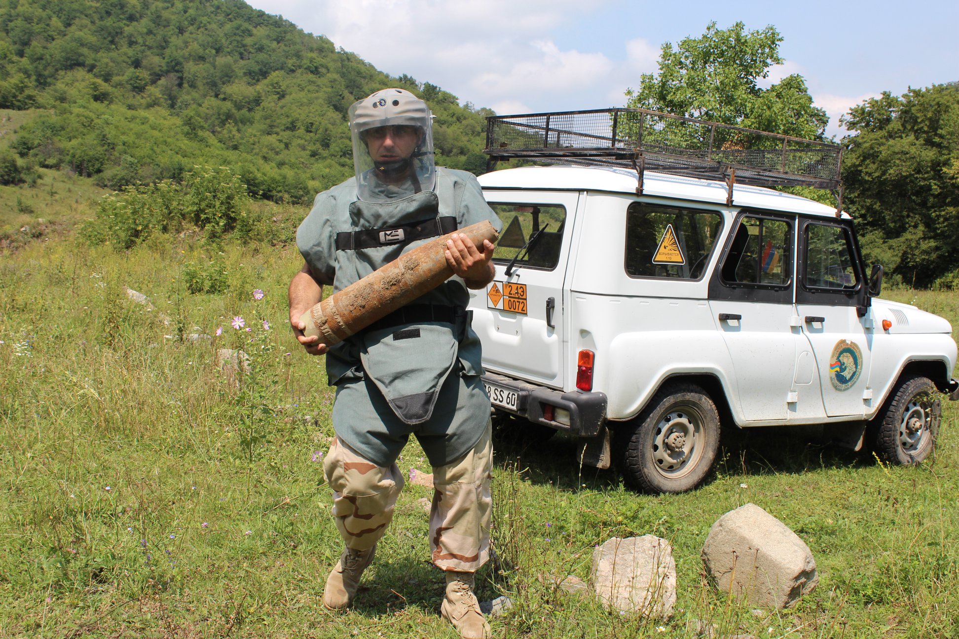 В Тавуше обнаружены снаряды, применение которых запрещено международными конвенциями