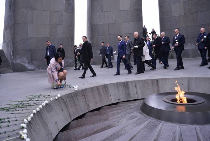Непризнание не помеха: президент Грузии воздала дань уважения памяти жертв Геноцида армян