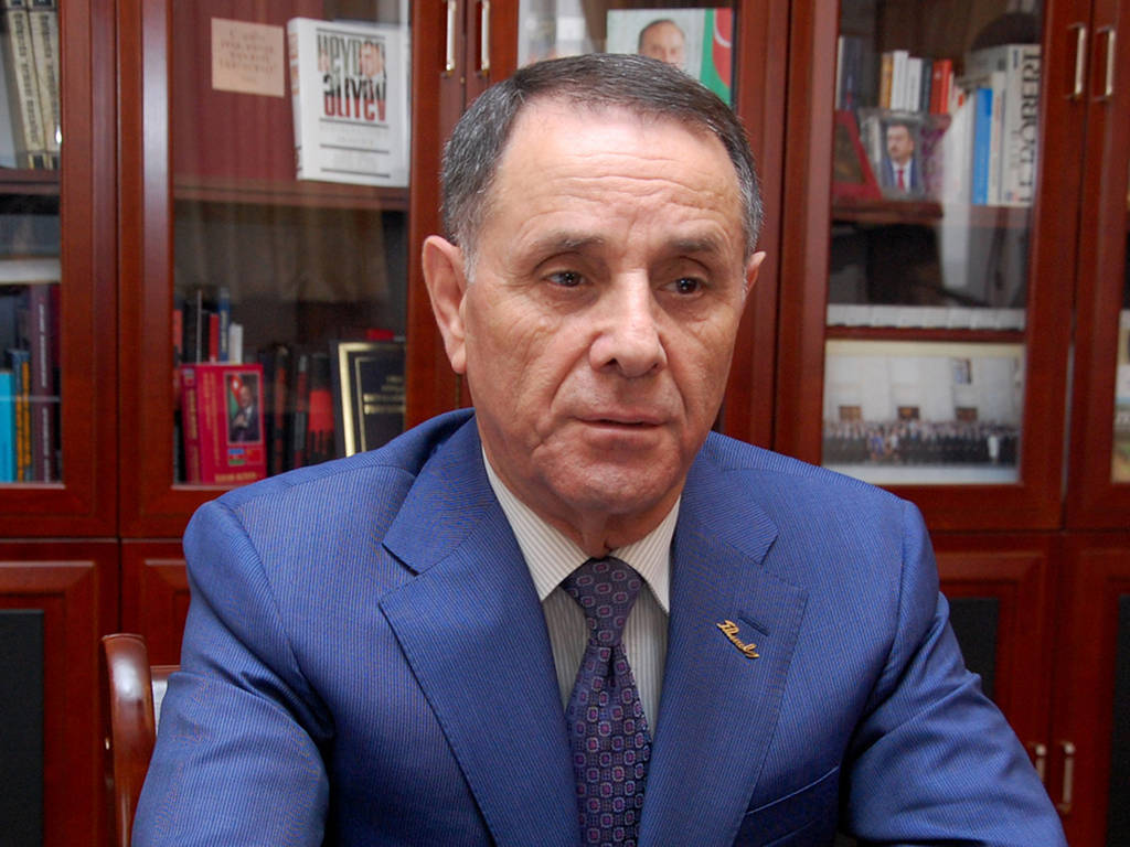 Администрация Алиева: В Петербурге договорились сдать Азербайджану пять районов вокруг Карабаха