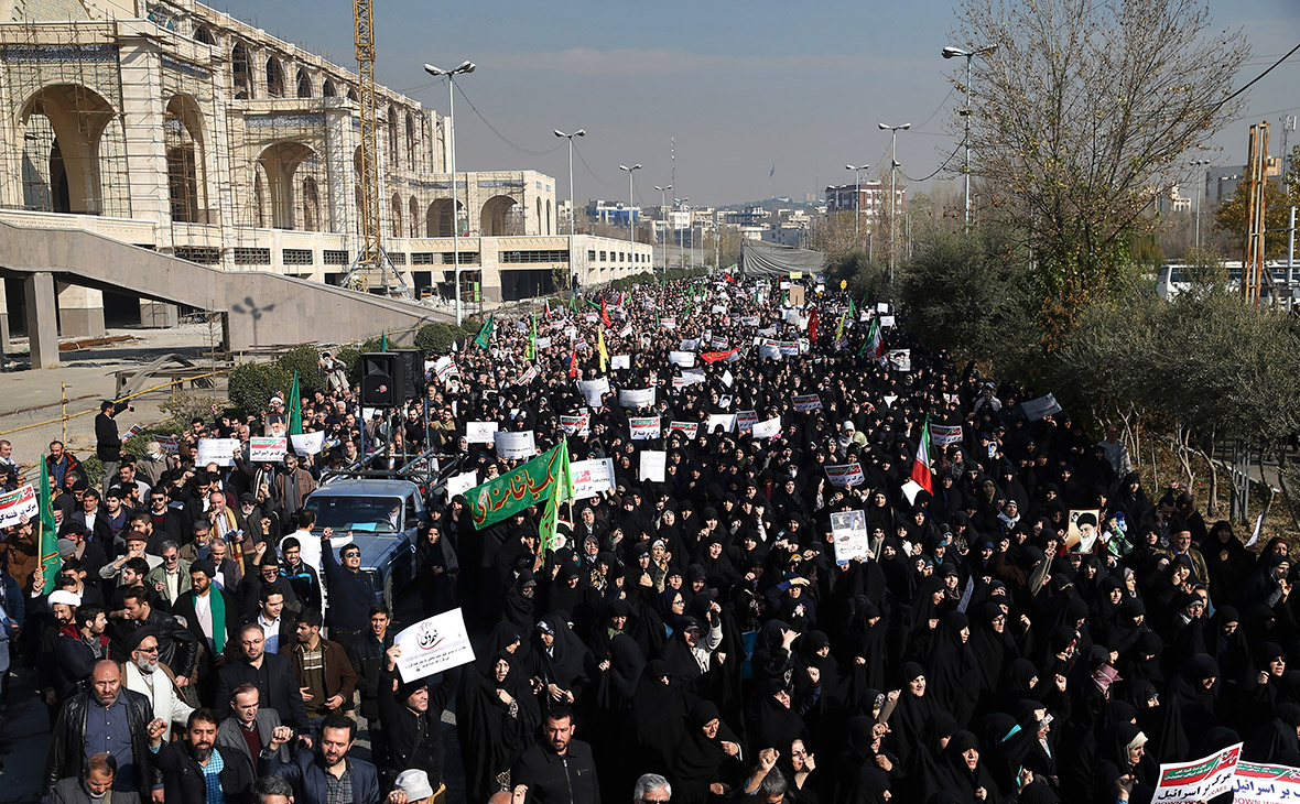 В Иране во время акций протеста задержали около 3,7 тысячи человек