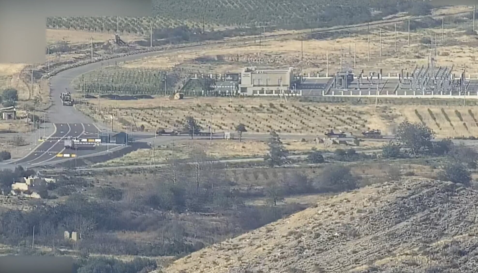 Армия обороны Арцаха сообщает о большом скоплении ВС Азербайджана в зоне соприкосновения