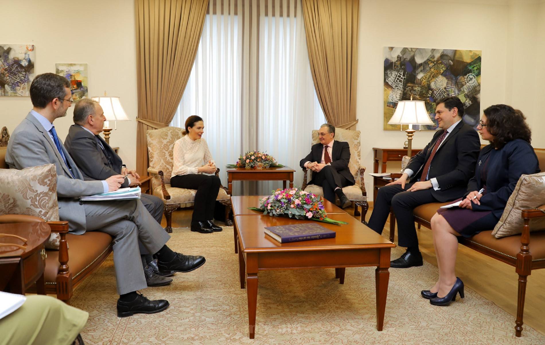 Министр представил содокладчикам ПАСЕ внешнеполитические приоритеты Армении