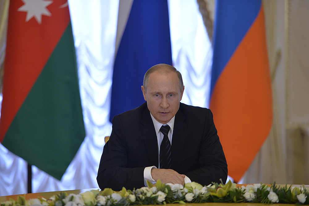 План Путина: Более прочный статус Карабахa в обмен на 5 районов 