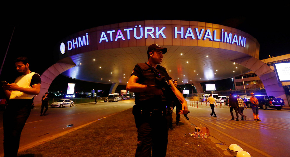 Эксперты: Теракты в Стамбуле-результат недальновидности Эрдогана