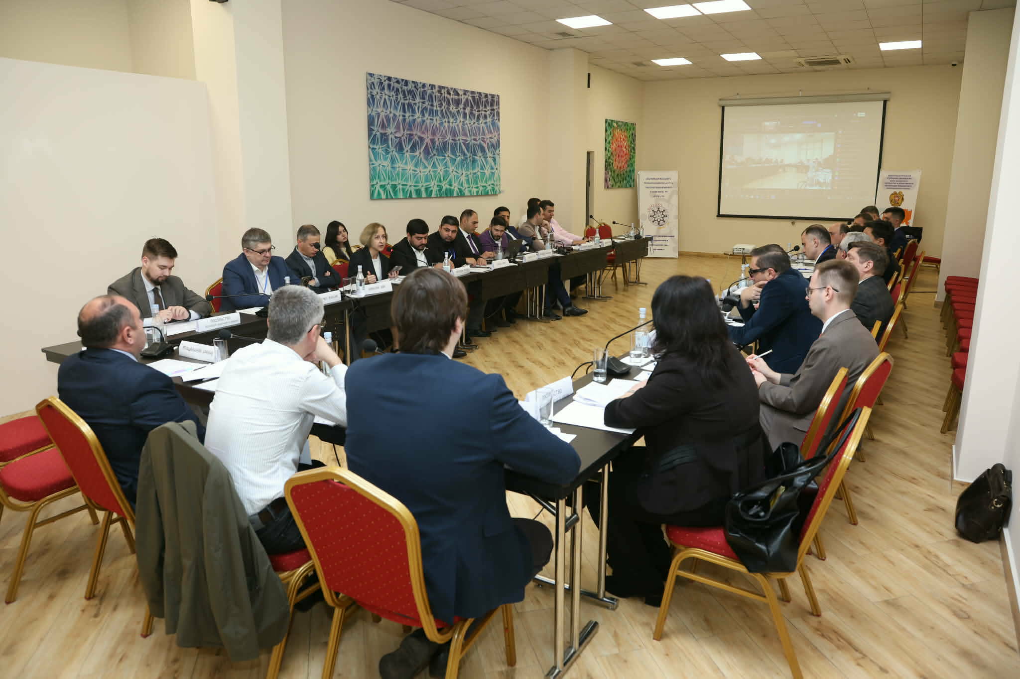 Общественные организации не должны служить интересам различных центров власти