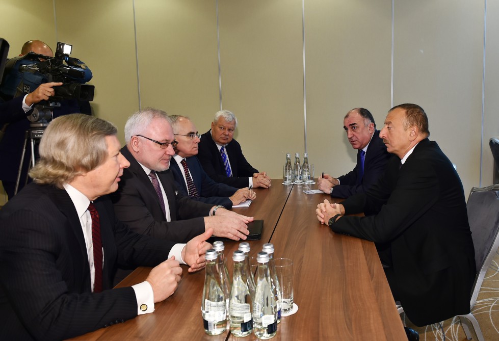 Алиев встретился с Минскими посредниками 