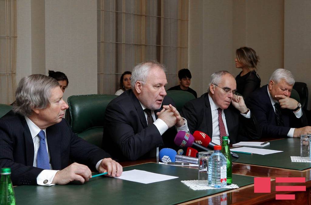Уорлик: В Вене состоятся обсуждения по Карабаху