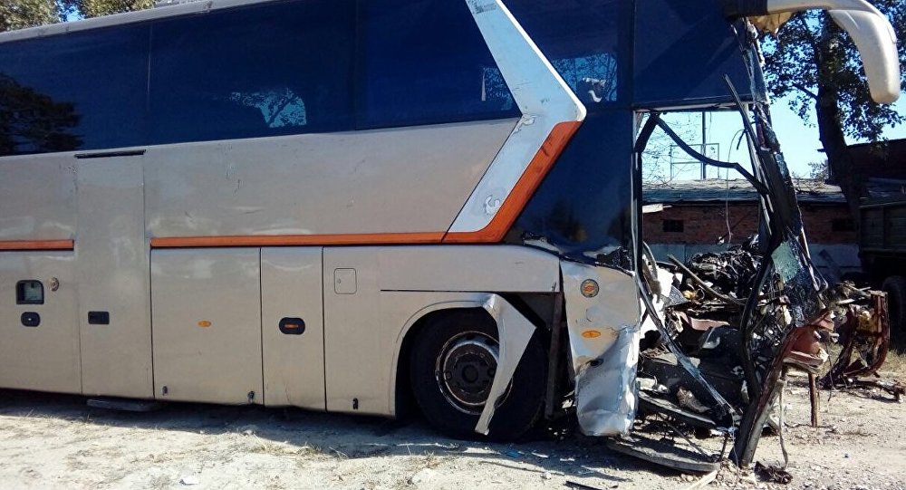 Направлявшийся из Еревана в Москву автобус попал в ДТП: есть погибшие и пострадавшие