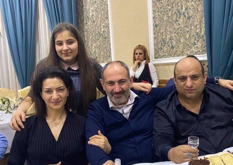 Власти делают все, чтобы крестный номер один Армении стал мэром - пресса дня