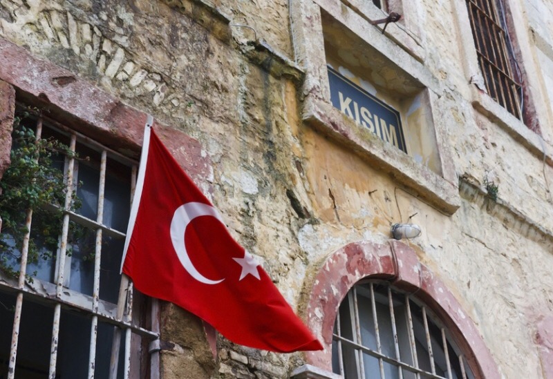 Թուրքիայում անհաջող հեղաշրջումից հետո ցմահ ազատազրկման է դատապարտվել գրեթե 2000 մարդ