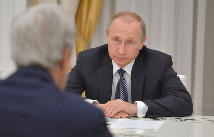Путин и Керри обсудили необходимость усилить давление на террористов в Сирии