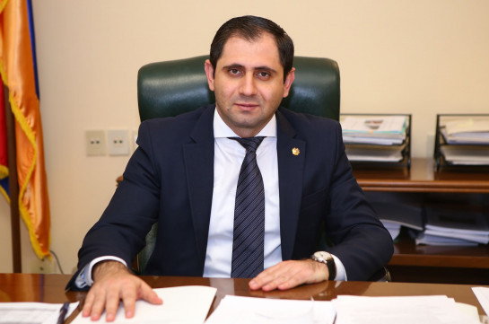 Сурен Папикян новый министр обороны Армении: президент подписал указ 