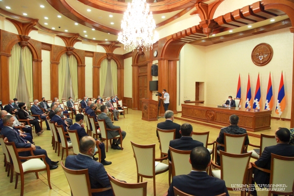 Президент Арцаха представил программу на 2020-2025 гг