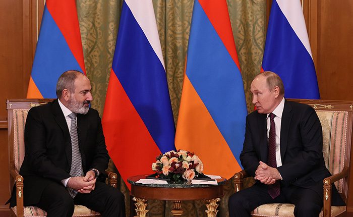 Пашинян - Путину: в Нагорном Карабахе есть большие опасения по поводу Лачинского коридора 