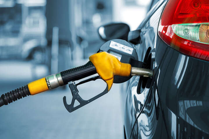 Цены производителей бензина в ЕАЭС снизились на 25% в июне 2022 года