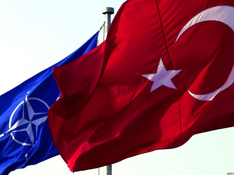 Турция-НАТО: Уйти нельзя остаться