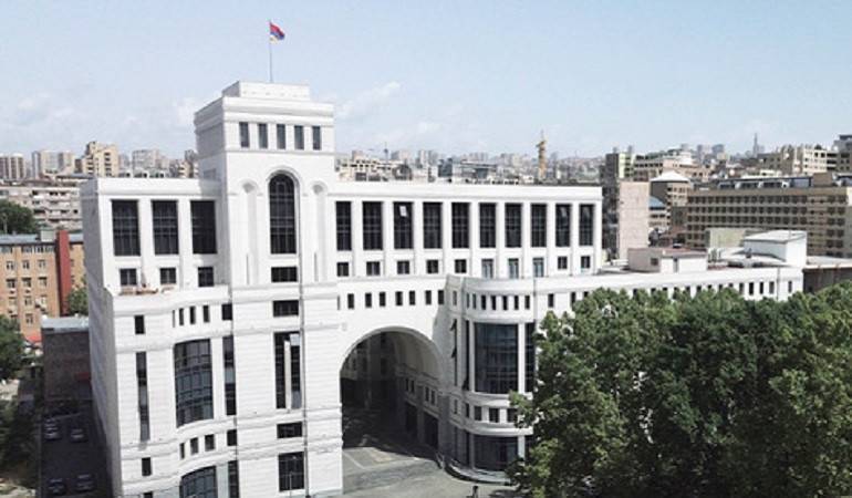 Азербайджан отвечает на конструктивность армянской стороны посягательствами - МИД