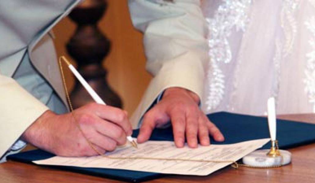 Бесплатно и быстро: отменена государственная пошлина на регистрацию брака