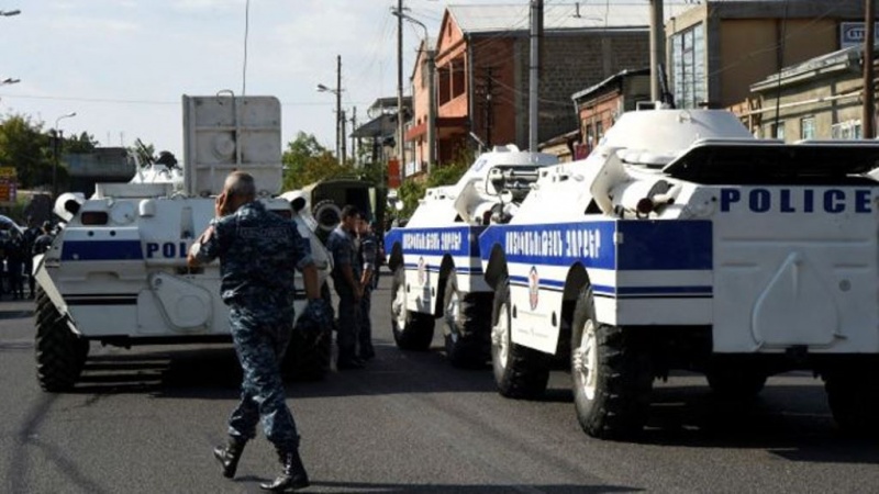 СНБ: Арестованы лица, связанные с захватившей здание ППС полиции вооруженной группой