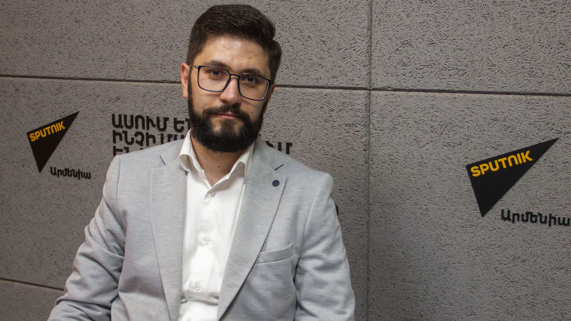 Позорно иметь правительство, избранное Алиевым