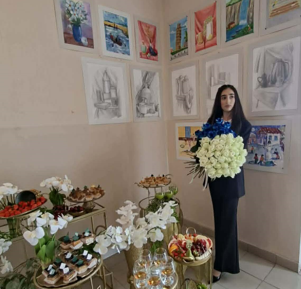 Լիլիթ Մնոյանի առաջին անհատական ցուցահանդեսը՝ ստեղծագործական ճանապարհի գեղեցիկ մեկնարկ